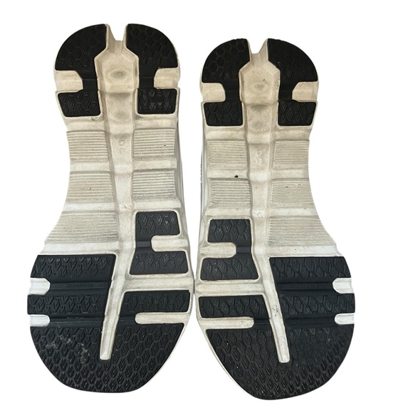 On Running Women’s Cloudrunner Running Athletic Shoes US 9 Black Gray - Picture 10 of 11